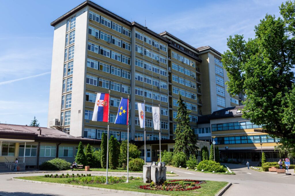 Dr Nebojša Rakić : Potrebno je buđenje svesti o problemima sa kojima se suočava zdravstvo