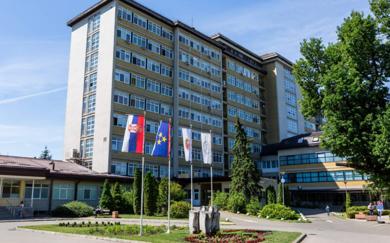 Др Небојша Ракић : Потребно је буђење свести о проблемима са којима се суочава здравство