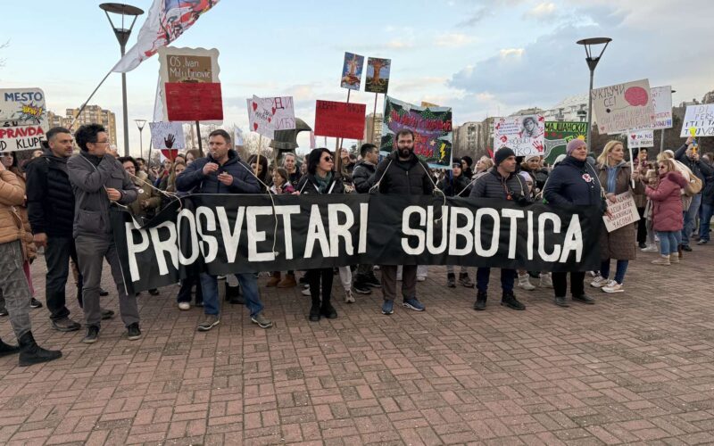 Ujedinjeni prosvetari Subotice: Nećemo se predomisliti!