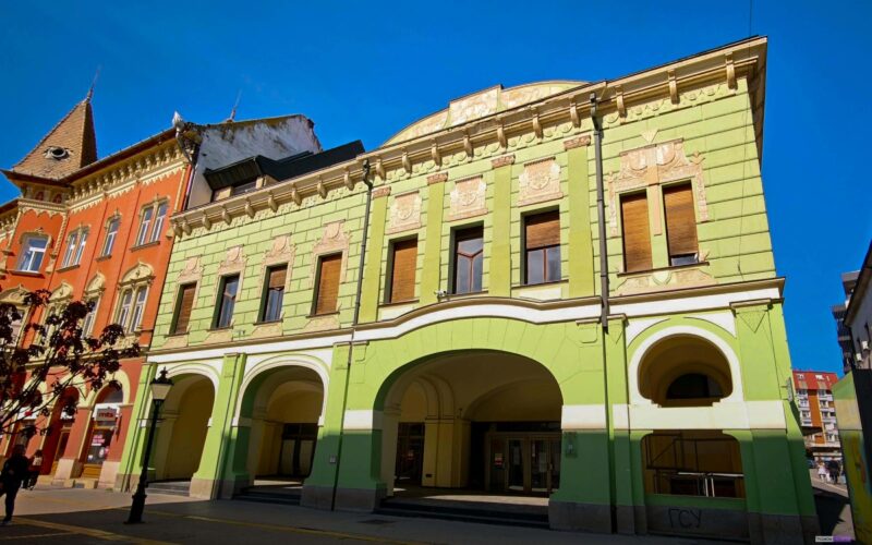 „Dom vojske“ na dve rate